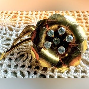 Vintage Mid Century Brooch Gold Tone Rhinestone Flower Pin